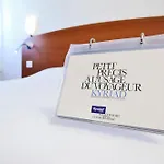 Kyriad Toulon Est Hyeres Hotel 2*