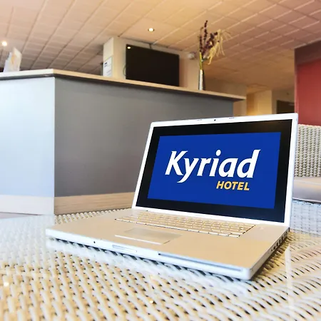 Kyriad Toulon Est Hyeres 拉加尔德