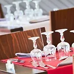 Kyriad Toulon Est Hyeres Hotel
