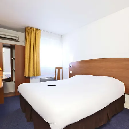 Kyriad Toulon Est Hyeres 2* La Garde (Var)