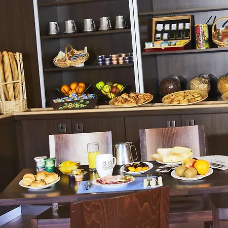 Hotel Kyriad Toulon Est Hyeres La Garde (Var)