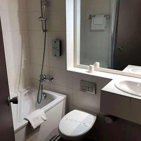 Kyriad Toulon Est Hyeres 2* La Garde (Var)